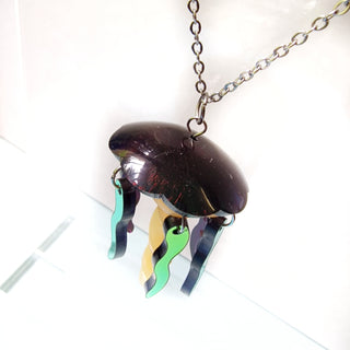 Fluorescent jellyfish necklace 