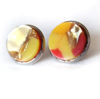 Lobe earrings in recycled acrylic