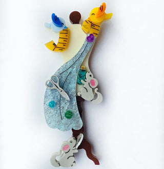 Cinderella mannequin brooch