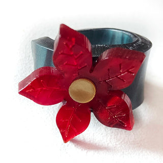 Poinsettia earcuff 