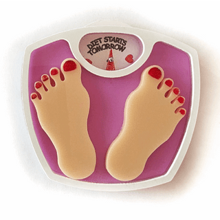 Spilla dinamica bilancia "Love yourself but..."