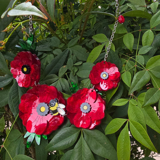 Poppy necklace