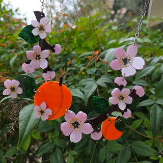 Collana maxi albicocca e fiori di albicocco