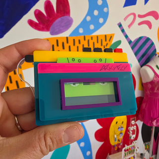 Spilla dinamica 80s music tape player