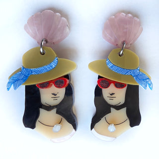 Mona Lisa at the beach earrings 
