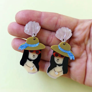 Mona Lisa at the beach earrings 