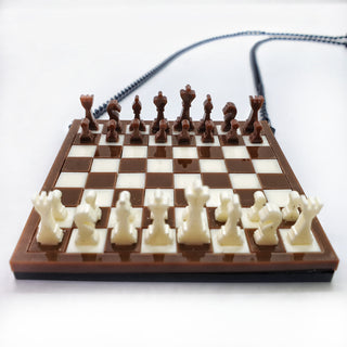 Collana lunga scacchi